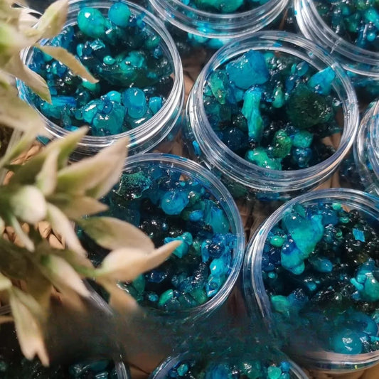 Al-Hojari frankincense scented with orchid flowers and blueberries Shefs