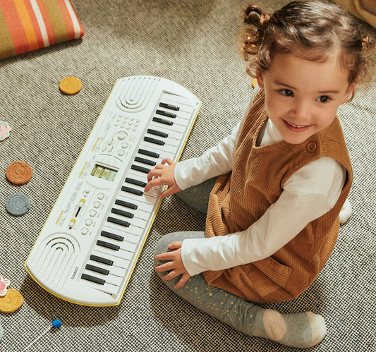 Casio Mini Keyboard with 44 keys, 100 Tones, 50 Rhythms, White, SA-80H2