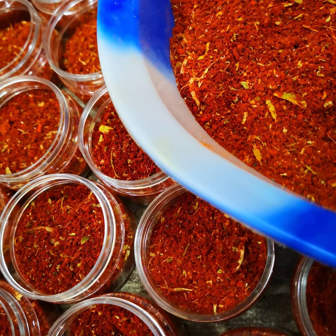 Cardamom and saffron with cloves Spice Mix Shefs