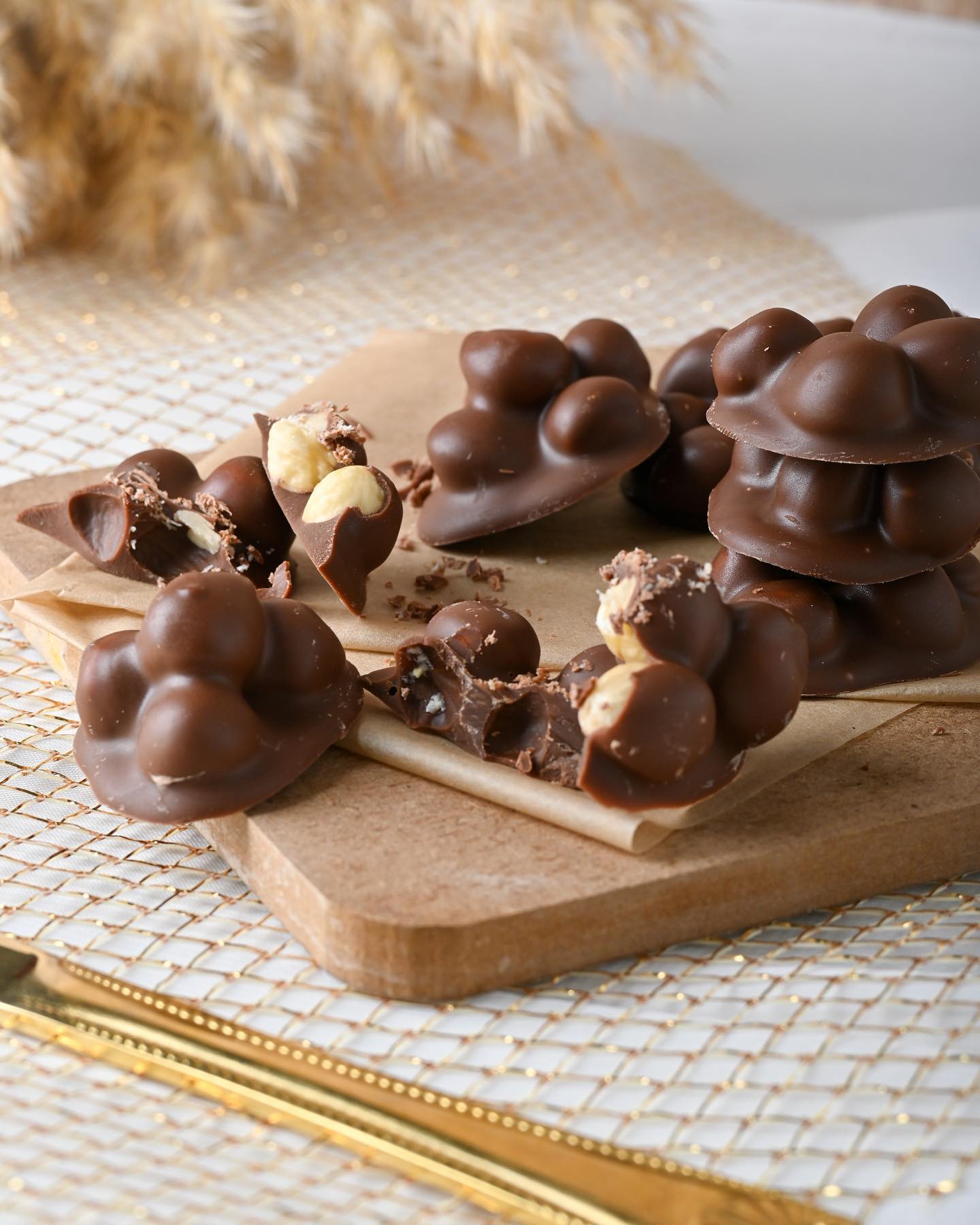 Hazelnut chocolate truffle Mention