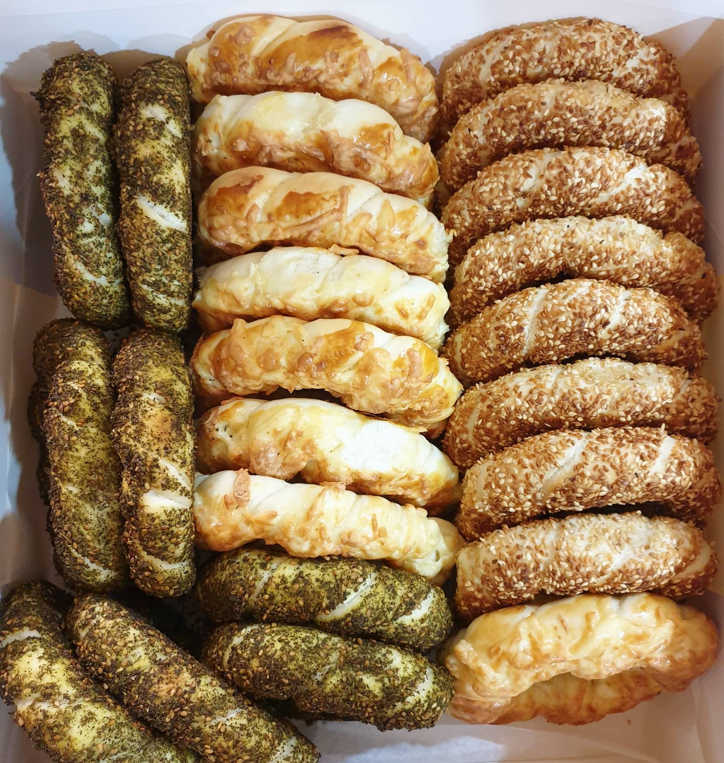 Assorted simit Firin