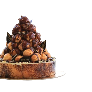 Praline Profiterole Lily's Cupcake