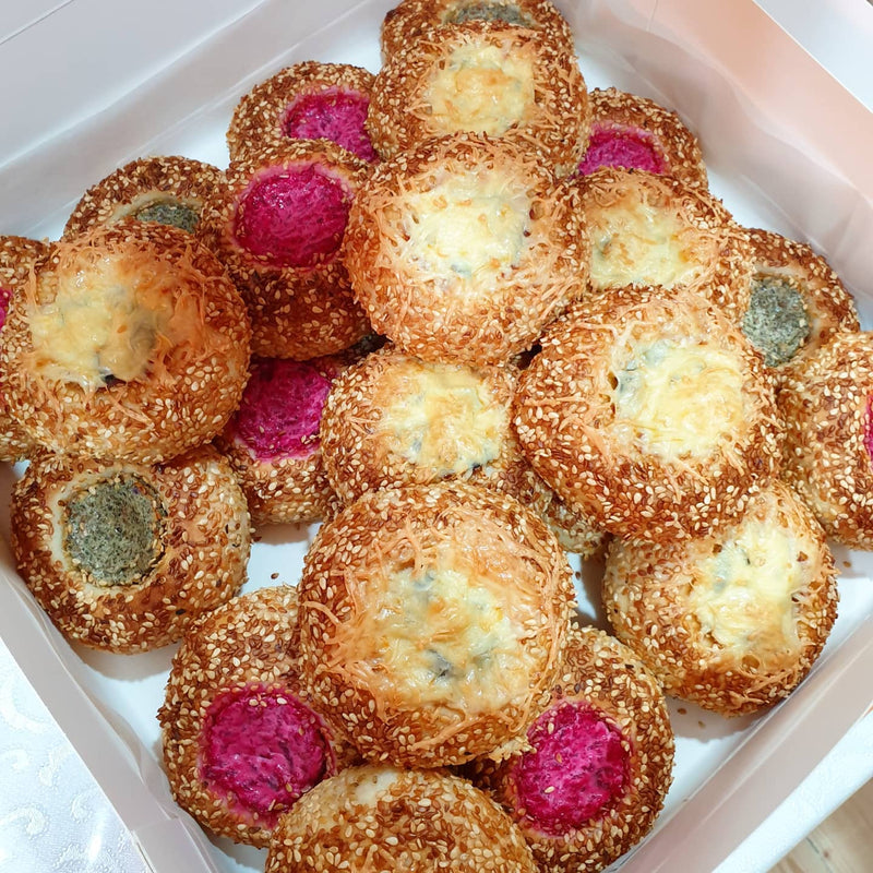 Simit (Turkish Sesame Bread Ring) Firin