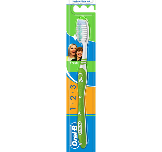 Oral-B 123 Fresh Toothbrush - 40 Medium Assorted Color 1 pc