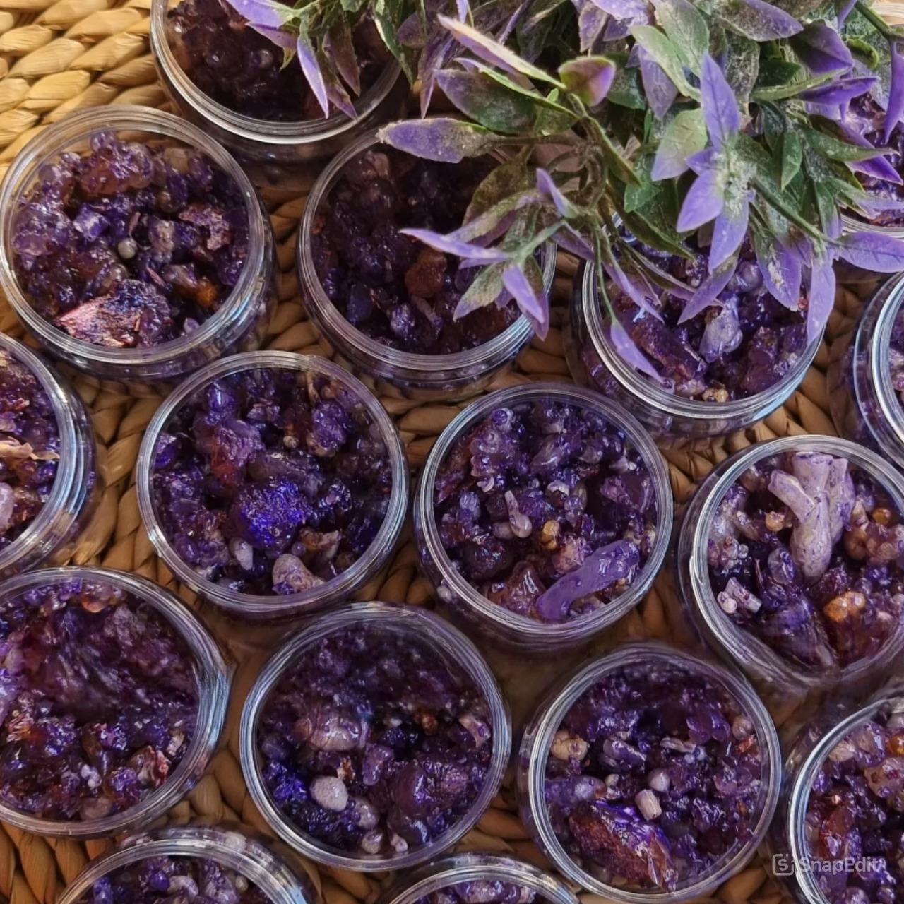 Al-Hojari frankincense scented with orchid and spring flowers Shefs
